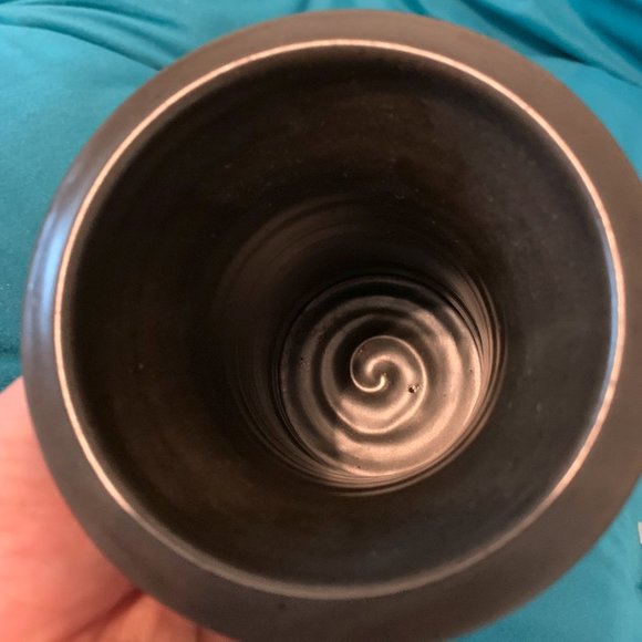 Ceramic Vase - - Picture 3 of 5